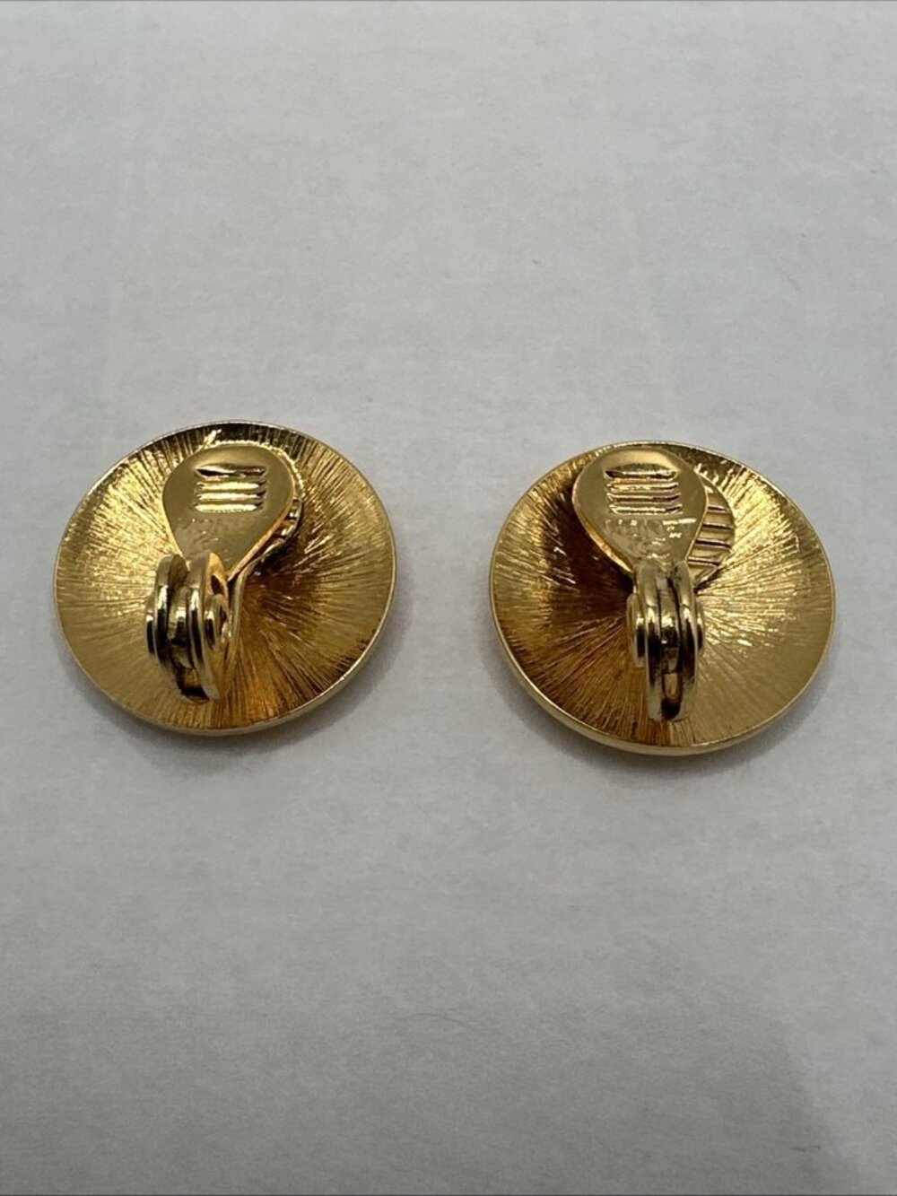 Monet Vintage 1980s gold Tone Brutalist Hammered Pierced Earrings